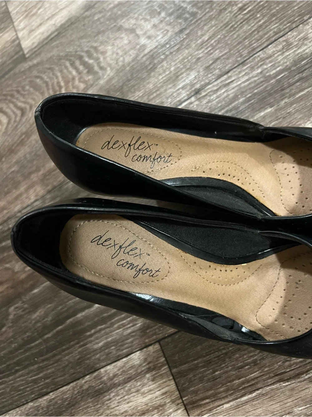 Dexflex Comfort Classic Black Women's Wedge Pump - Sleek Everyday Heel US 5 / 35